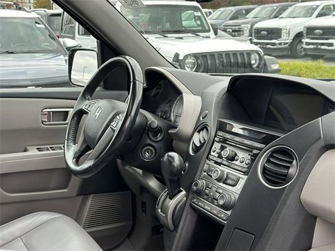 Used 2014 Honda Pilot EX-L image 32
