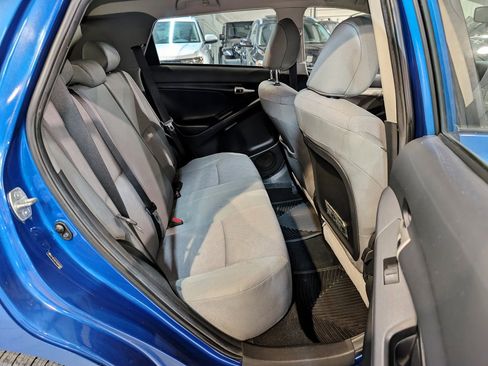 Used 2009 Toyota Matrix S image 23