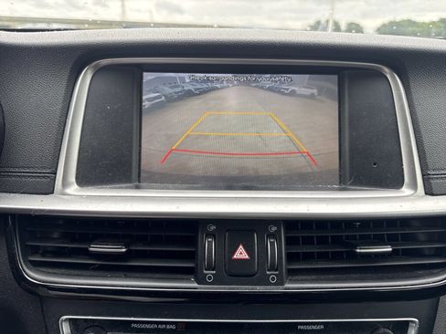 Used 2019 Kia Optima LX FWD image 26