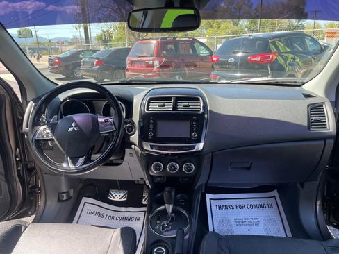 Used 2017 Mitsubishi Outlander Sport SEL AWD/4WD image 18