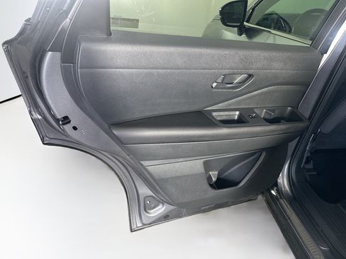 Used 2025 Nissan Pathfinder SV AWD/4WD image 26