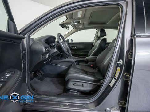 Used 2023 Honda HR-V EX-L image 11