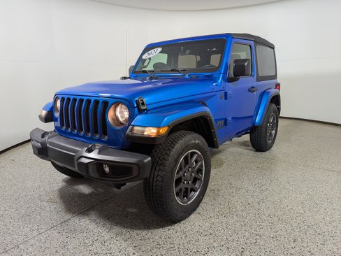 Used 2021 Jeep Wrangler Sport image 5