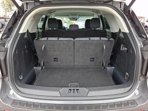 Certified 2025 Ford Explorer Active image 29