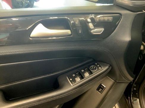 Used 2017 Mercedes-Benz GLE 43 AMG 4MATIC image 30