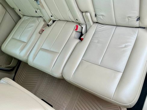 Used 2017 Ford Expedition EL XLT w/ Equipment Group 201A AWD/4WD image 30