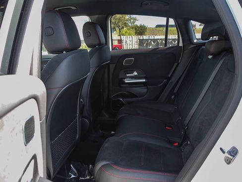 Certified 2025 Mercedes-Benz GLA 250 image 19