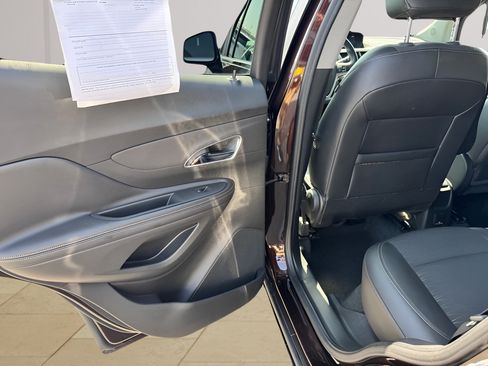 Used 2016 Buick Encore Convenience FWD image 13