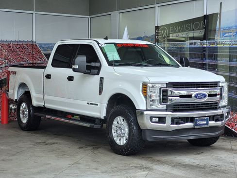 Used 2019 Ford F250 XLT w/ XLT Value Package image 1