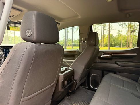 Used 2023 Chevrolet Silverado 1500 RST w/ Z71 Off-Road Package AWD/4WD image 23