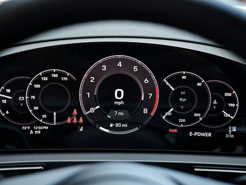 Certified 2026 Porsche Cayenne E-Hybrid AWD/4WD image 34