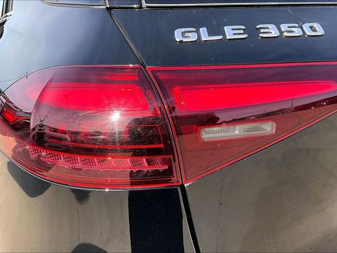 Used 2024 Mercedes-Benz GLE 350 GLE 350 w/ 3rd Row Seat Package image 39