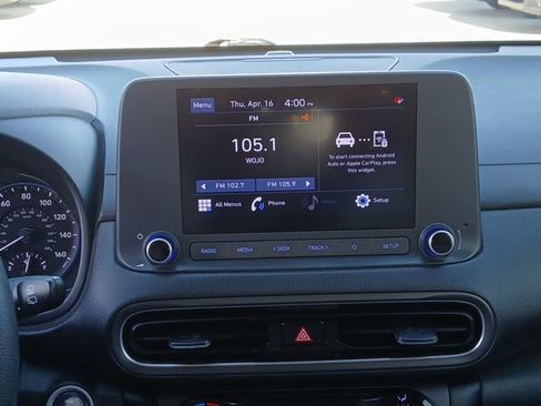 Used 2022 Hyundai Kona SEL image 13