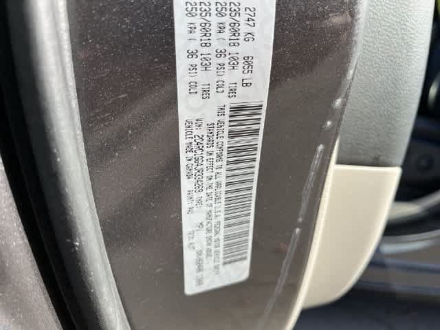 Used 2018 Chrysler Pacifica Limited w/ Advanced Safetytec Group FWD image 31