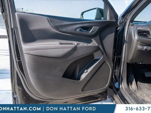 Used 2022 Chevrolet Equinox RS w/ LPO, Floor Liner Package image 14