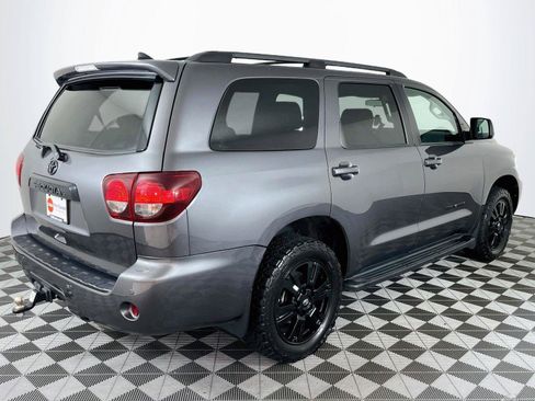 Used 2022 Toyota Sequoia TRD Sport AWD/4WD image 9