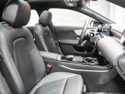 Certified 2022 Mercedes-Benz CLA 250 image 22