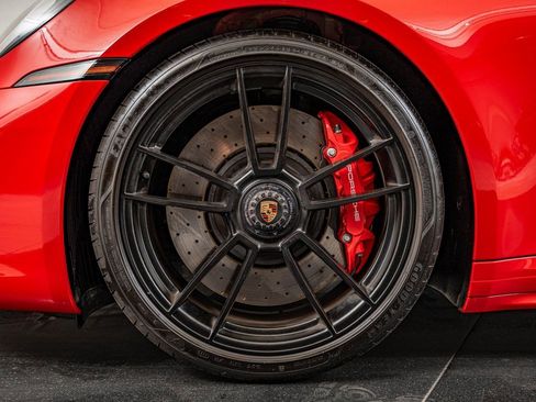 Certified 2024 Porsche 911 Carrera GTS image 12