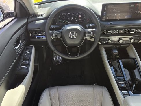 Certified 2025 Honda Accord EX-L image 12