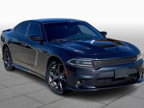 Used 2019 Dodge Charger GT image 3