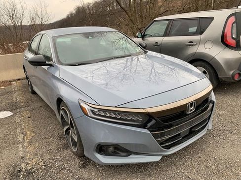 Used 2022 Honda Accord Sport image 4
