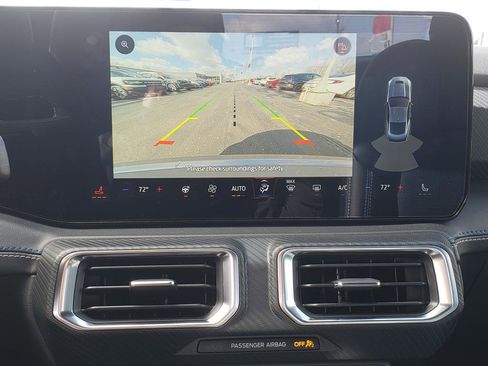 Used 2024 Ford Mustang GT Premium image 17