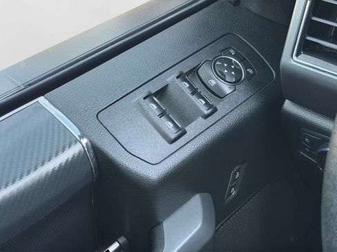 Used 2018 Ford F150 XLT w/ Equipment Group 302A Luxury AWD/4WD image 10