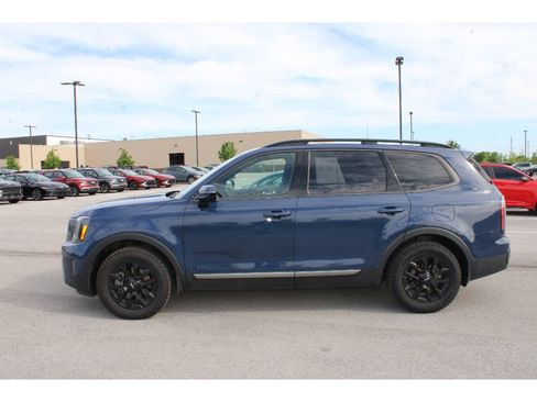 Used 2023 Kia Telluride SX image 2