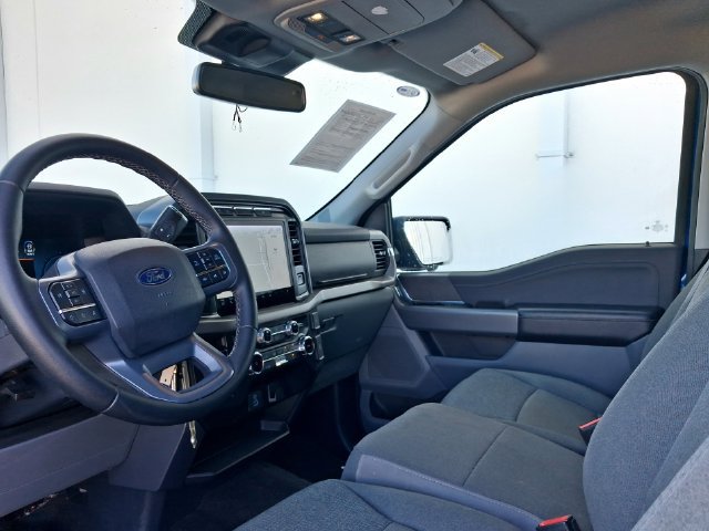 Used 2024 Ford F150 XLT RWD image 13