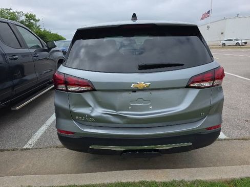 Used 2023 Chevrolet Equinox LT FWD image 4