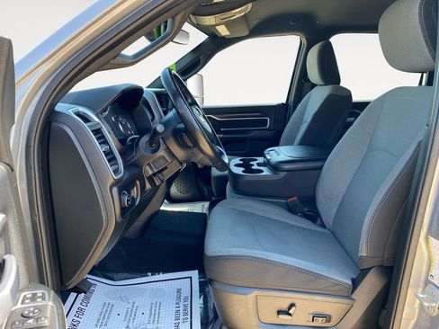 Used 2024 RAM 2500 Big Horn image 9