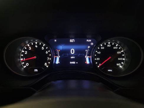 Used 2021 Jeep Compass Limited FWD image 23