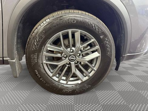 Used 2026 Nissan Rogue S AWD/4WD image 12