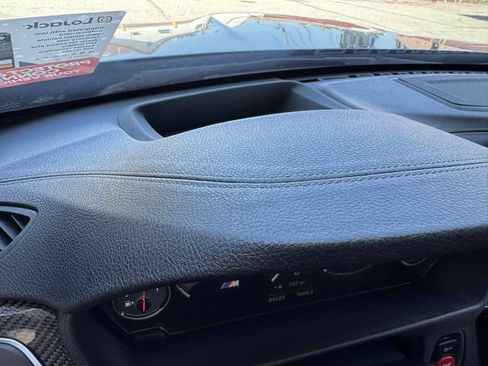 Used 2018 BMW M3 RWD image 26