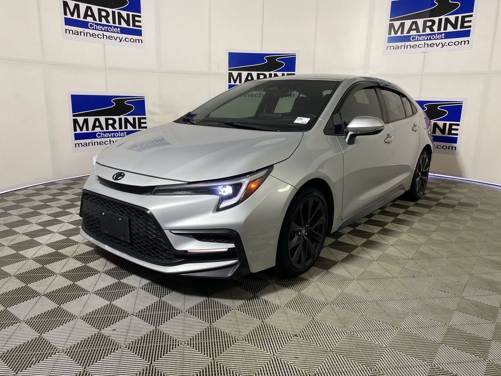 Used 2024 Toyota Corolla SE FWD image 14
