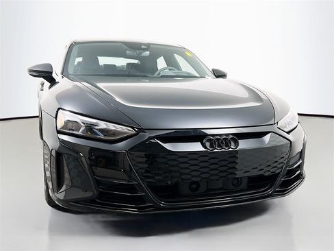 Used 2022 Audi RS e-tron GT w/ Year 1 Package image 2