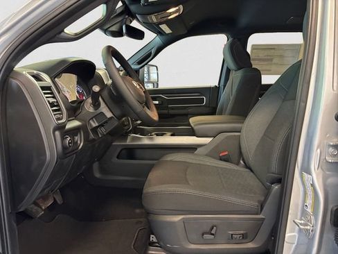 New 2026 RAM 2500 Big Horn AWD/4WD image 10