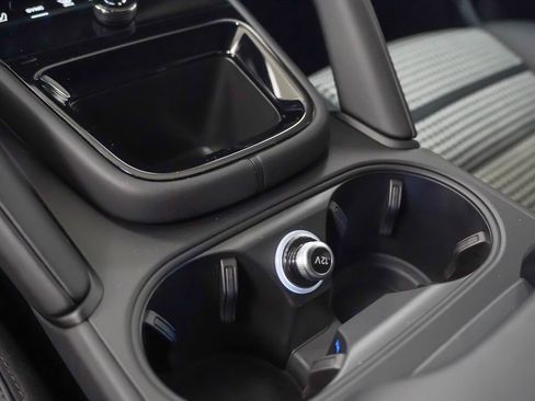 Certified 2025 Porsche Cayenne GTS image 30