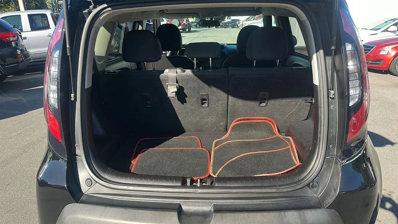 Used 2015 Kia Soul FWD image 25