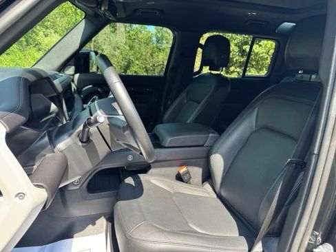 Used 2024 Land Rover Defender 110 S AWD/4WD image 10