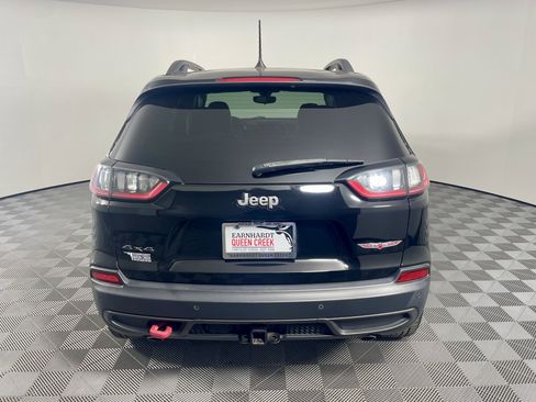 Used 2019 Jeep Cherokee Trailhawk w/ Cold Weather Group image 4