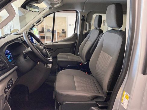 Used 2023 Ford Transit 350 XLT RWD image 16