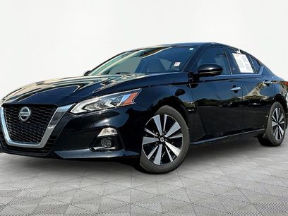Used 2022 Nissan Altima 2.5 SL