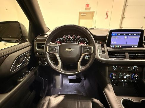 Used 2021 Chevrolet Tahoe Z71 w/ Max Trailering Package AWD/4WD image 30