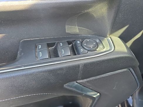 Used 2024 Chevrolet Silverado 2500 LT w/ Convenience Package AWD/4WD image 9