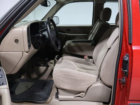 Used 2004 Chevrolet Silverado 1500 LS image 11