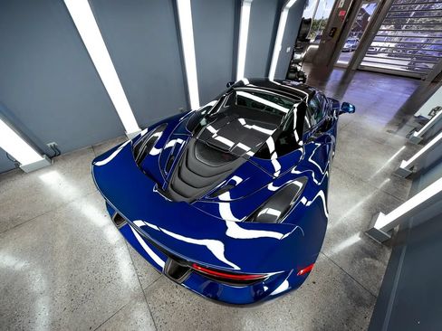Used 2020 McLaren 720S Spider RWD image 10