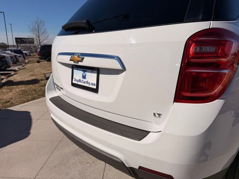 Used 2017 Chevrolet Equinox LT w/ Convenience Package image 29