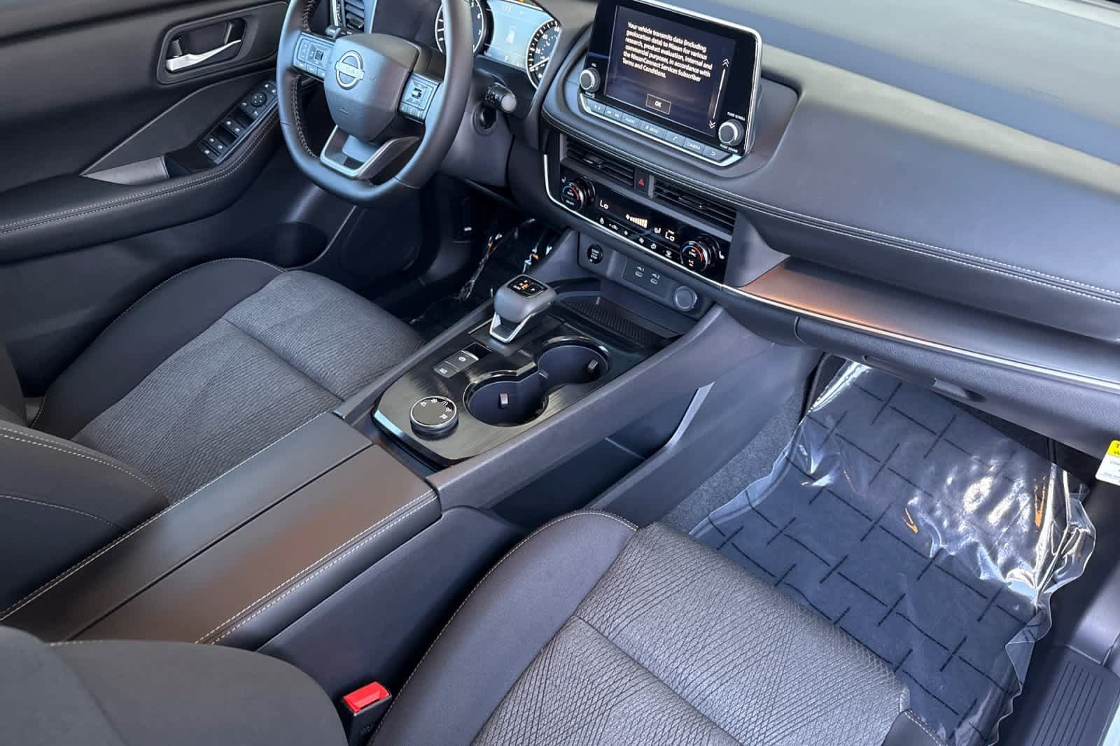 New 2026 Nissan Rogue SV AWD/4WD image 16