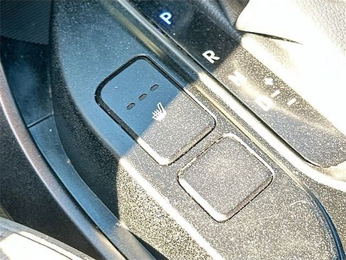 Used 2018 Hyundai Santa Fe Sport image 19